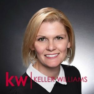 Meet your Posher, Maxine